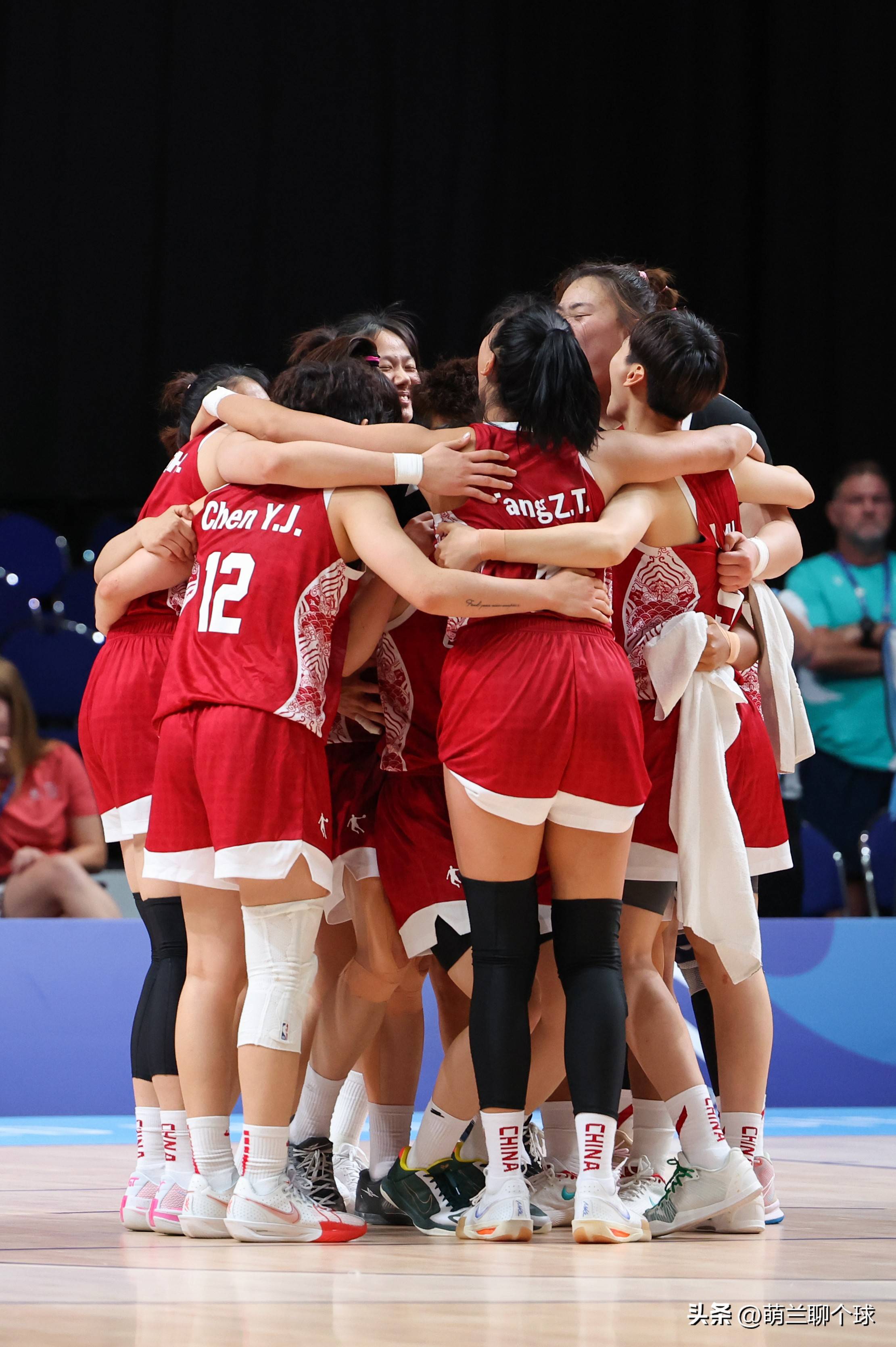 开云在线赛事平台-波兰男篮鏖战菲律宾男篮，布拉德利送出助攻